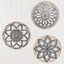 Round Metal Accent Wall Art