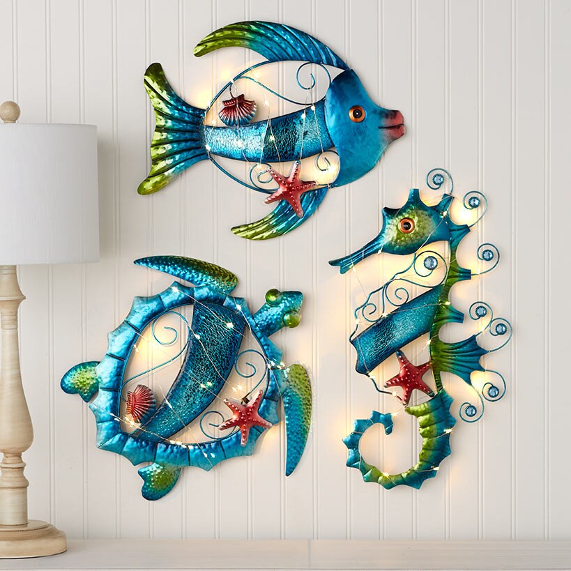 Lighted Metal Sealife Wall Hanging