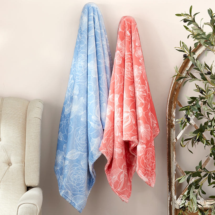 Spring Patterned Plush Printed Throws