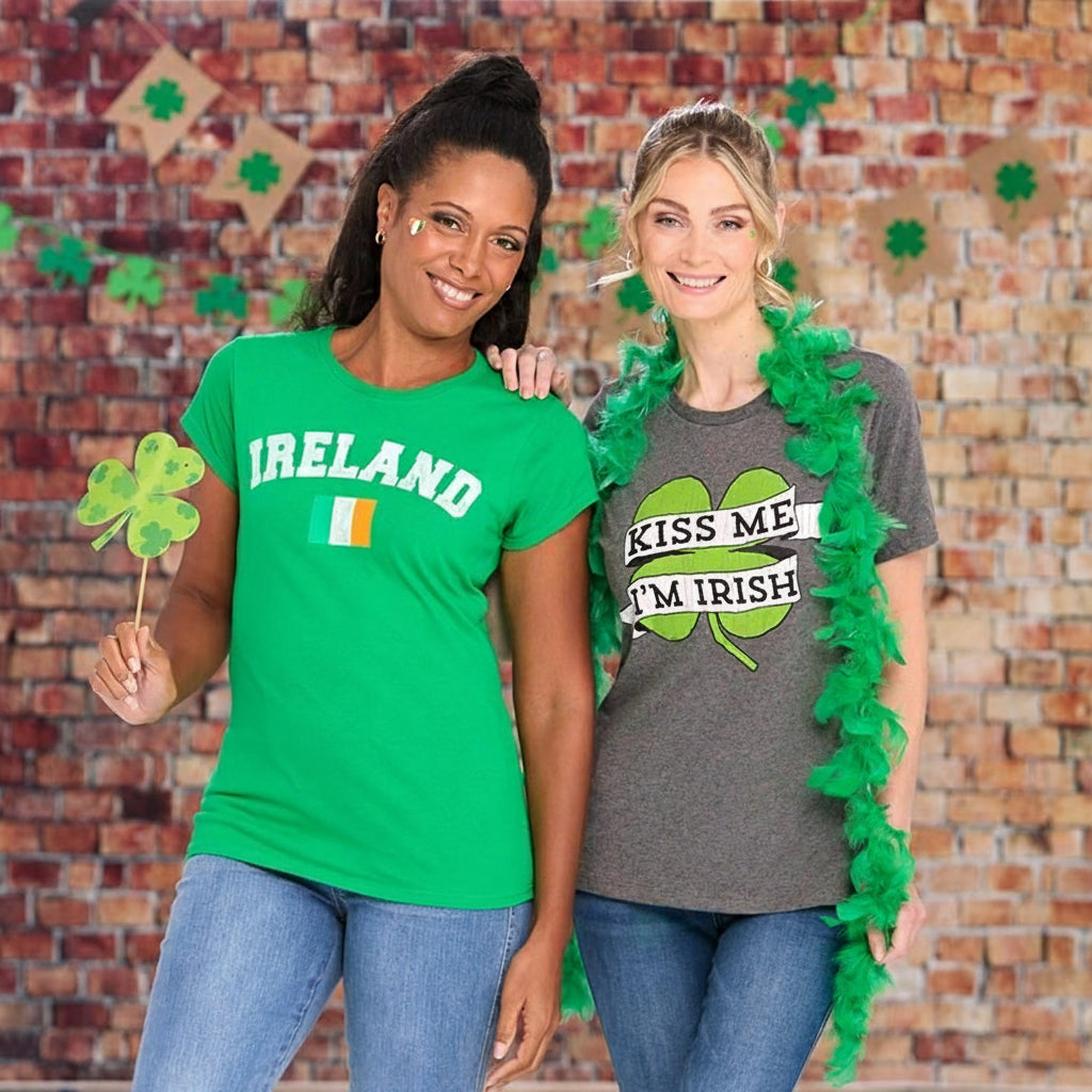 St. Patrick's Day Short Sleeve Women's T Shirt Gray Green