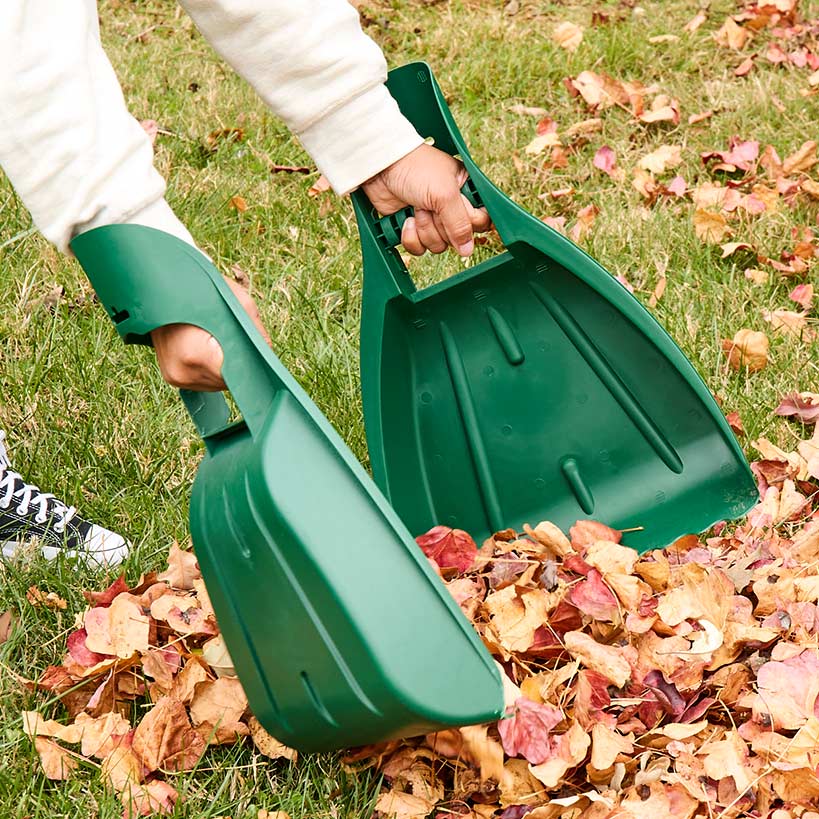 Giant Garden Leaf Scoops - Set of 2
