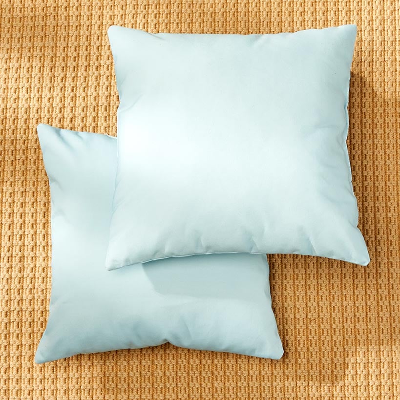 16" Outdoor Throw Pillow