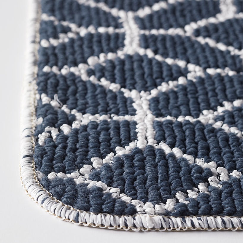Tufted Indoor/Outdoor Area Rug
