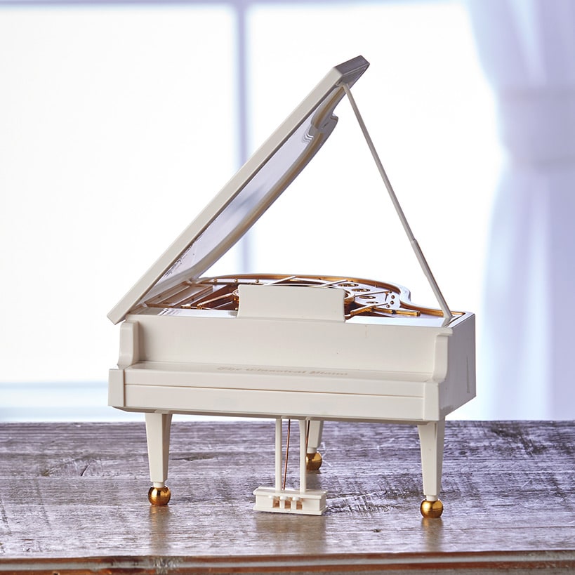 Vintage-Inspired Music Boxes