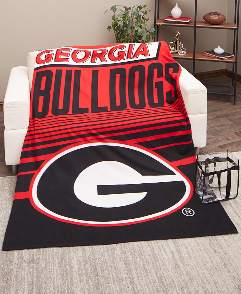 Collegiate Fleece Throw with Tote