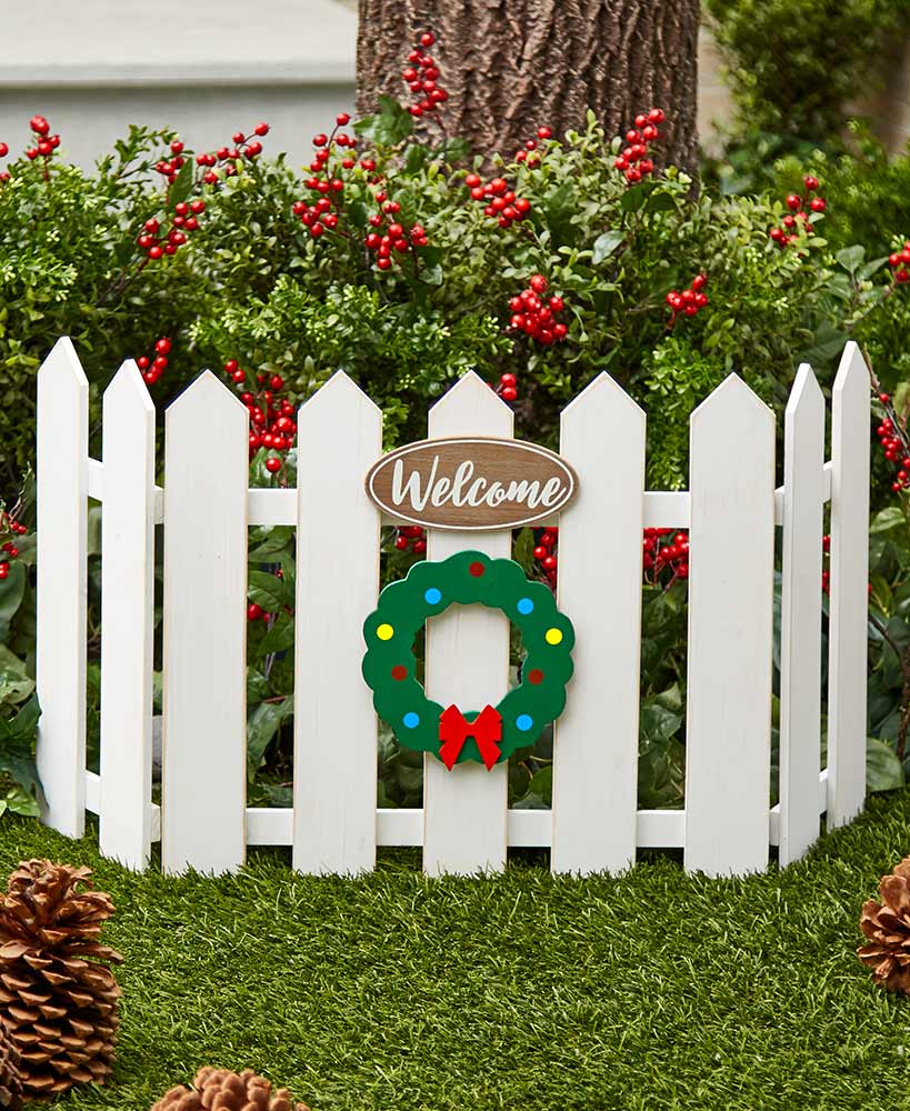 Seasonal Fence Garden Decor