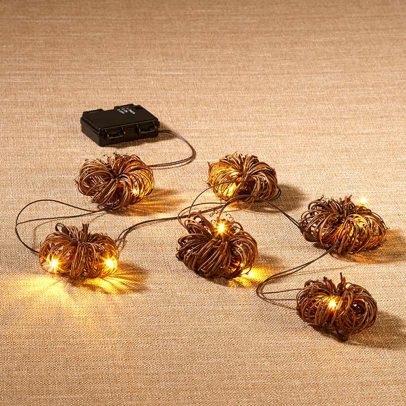 Lighted Pumpkin Grapevine Collection