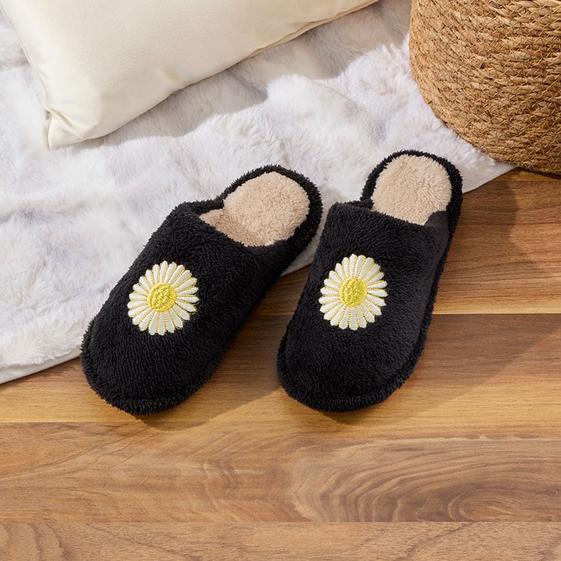 Daisy Plush Slippers