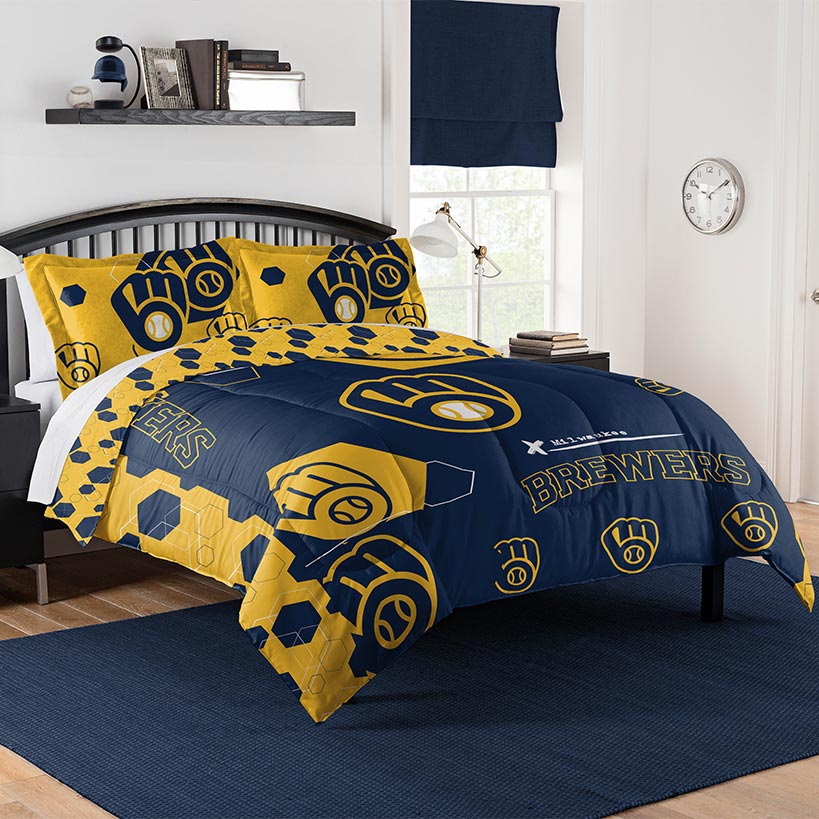 MLB™ Hexagon Comforter Sets