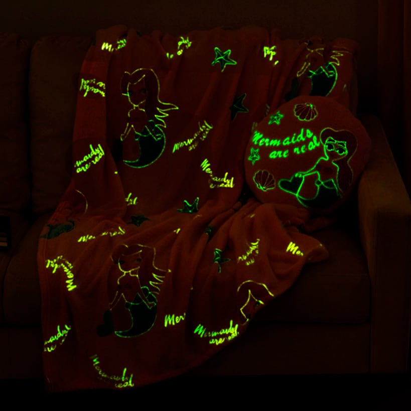 Glow-in-the Dark Blanket for Kids 50" x 60"