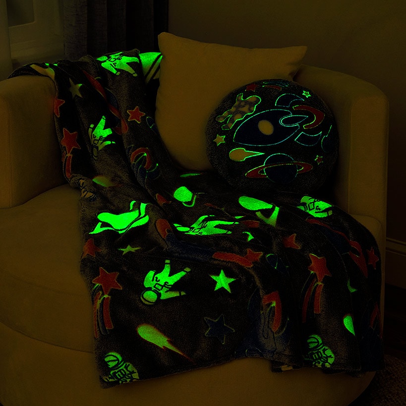 Glow-in-the Dark Blanket for Kids 50" x 60"