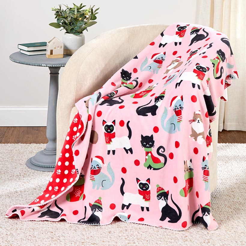 Holiday Pet-Themed Reversible Heavyweight Flannel Throws