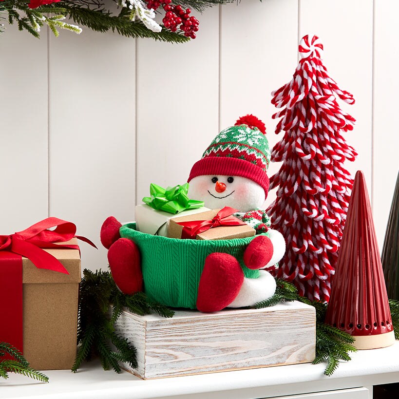 Gingerbread Small Wicker Basket