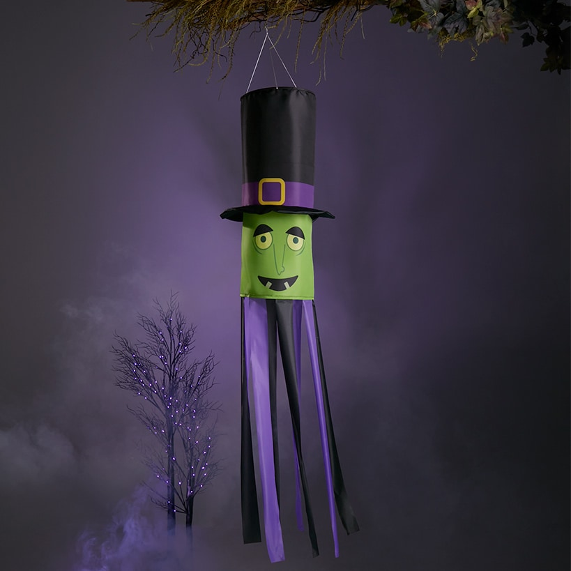 Holiday-Themed Windstocks