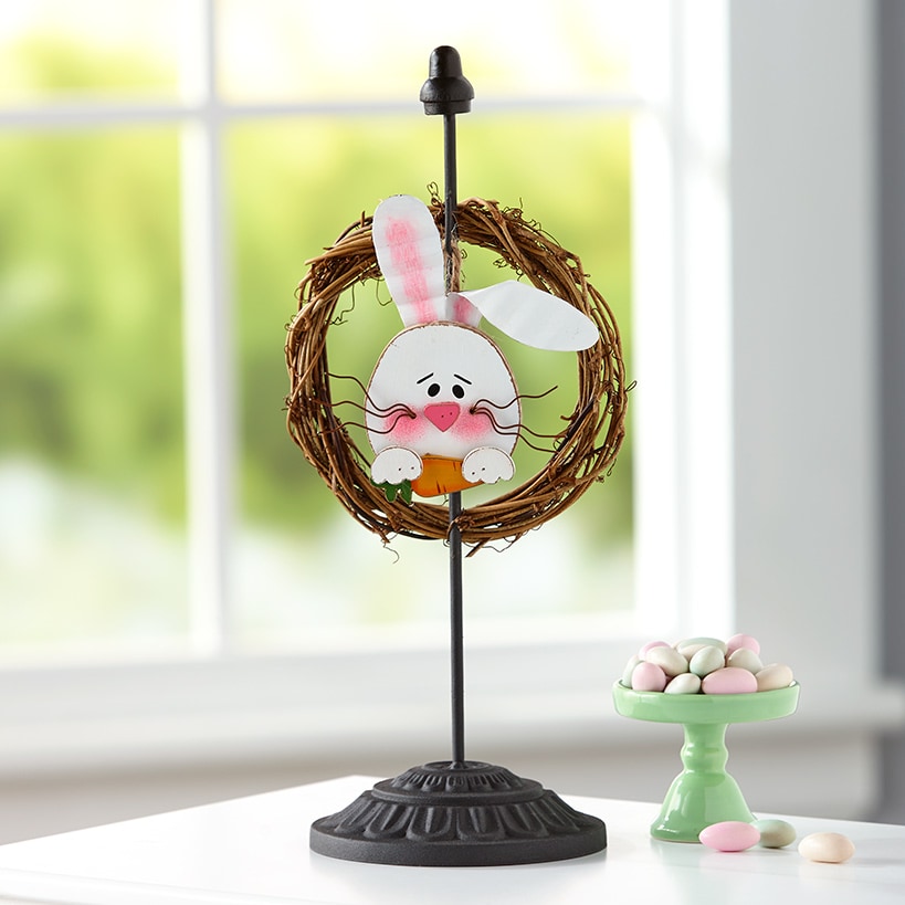 Interchangeable Table Wreath with Stand
