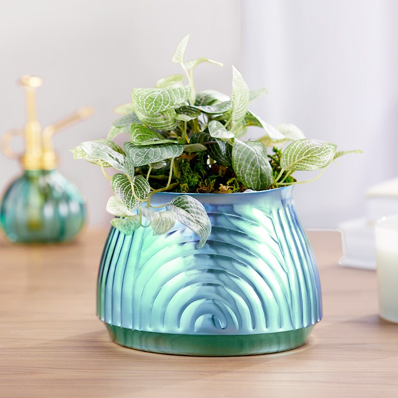 Ribbed Metal Planter#select-size_large