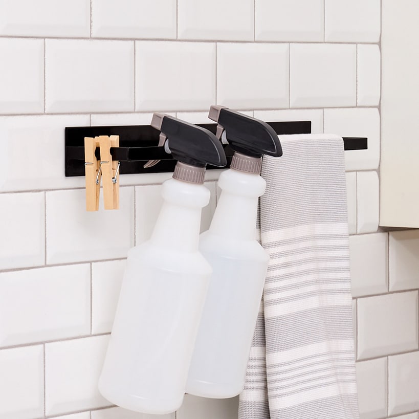 Magnetic Hanging Organizer