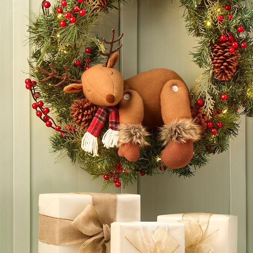 Resting Holiday Figures