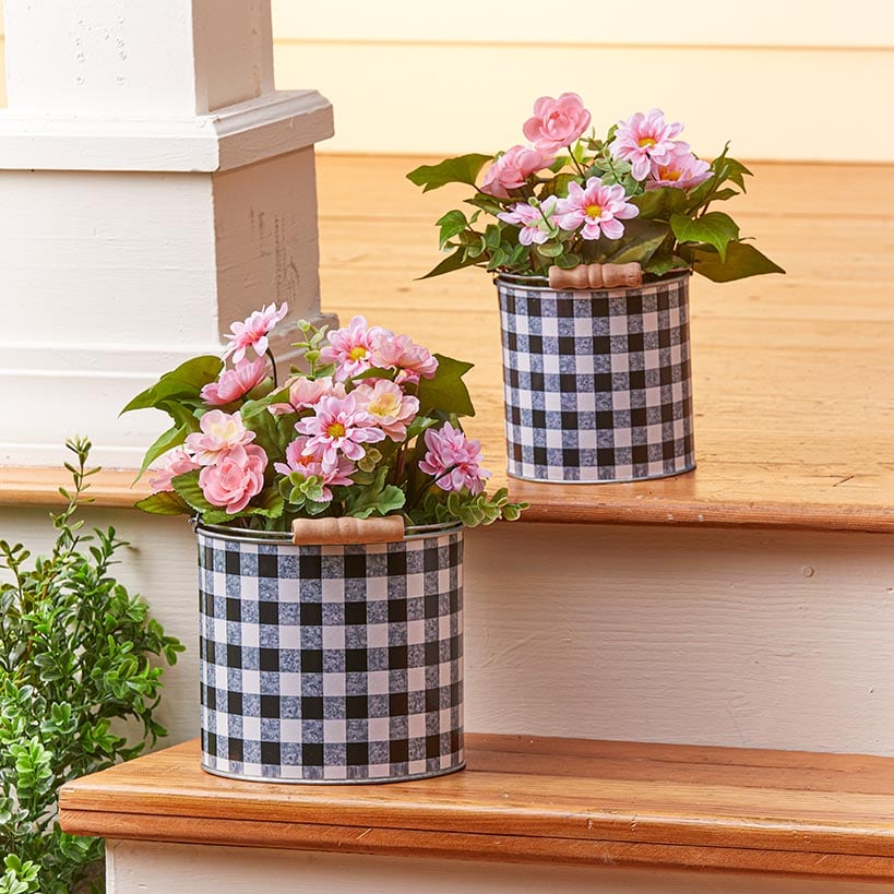 Sets of 2 Buffalo Check Planters