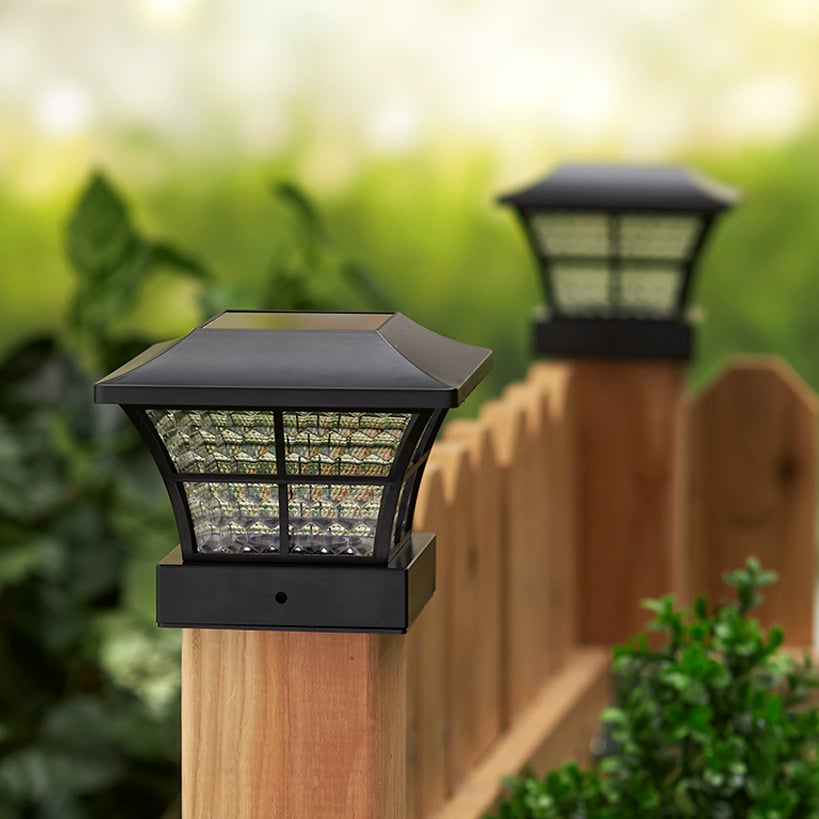 Sets of 2 Solar Post Cap Lights