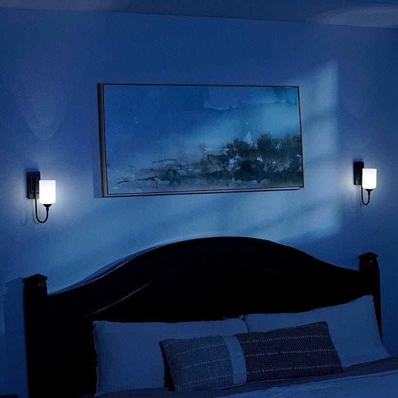 Smart Sconce™ Dimmable Wireless Wall Light With Remote