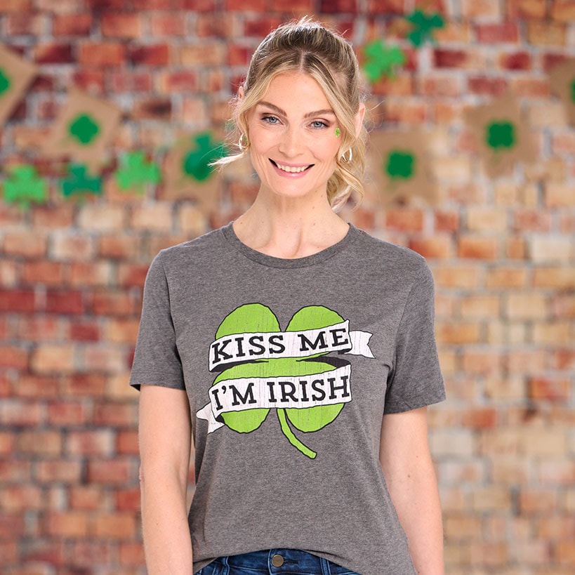St. Patrick's Day Short Sleeve Women's T Shirt Gray Green