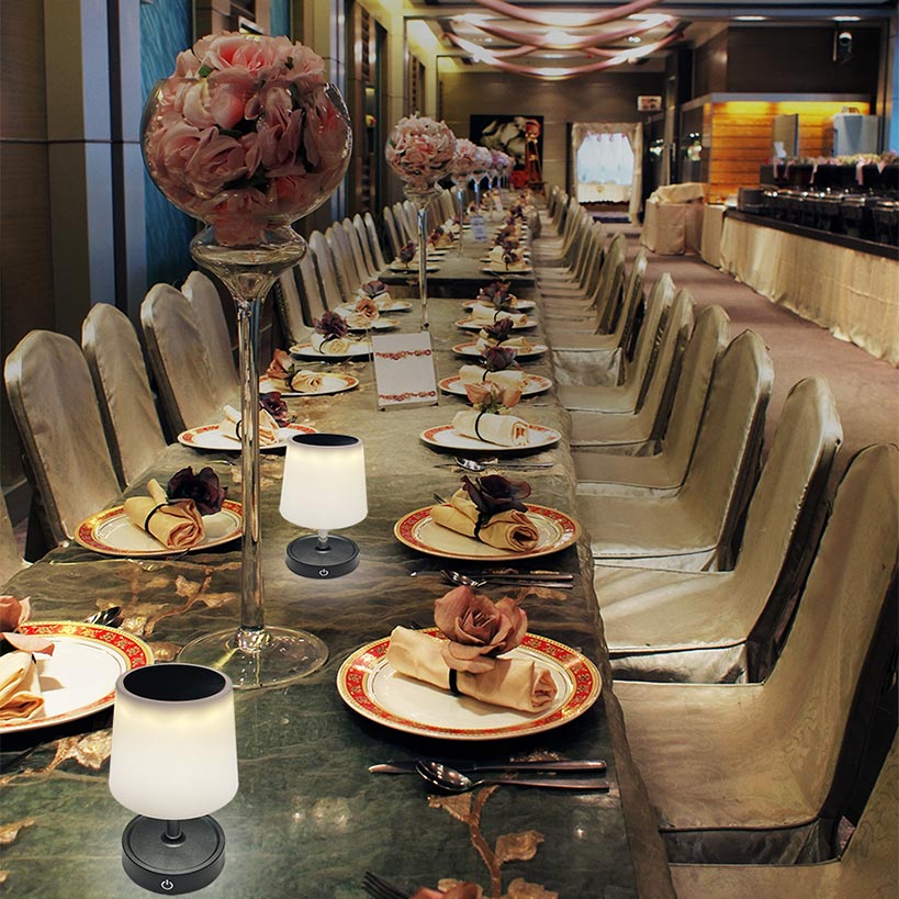 Telescoping 2-in-1 Night Light Table Lamp