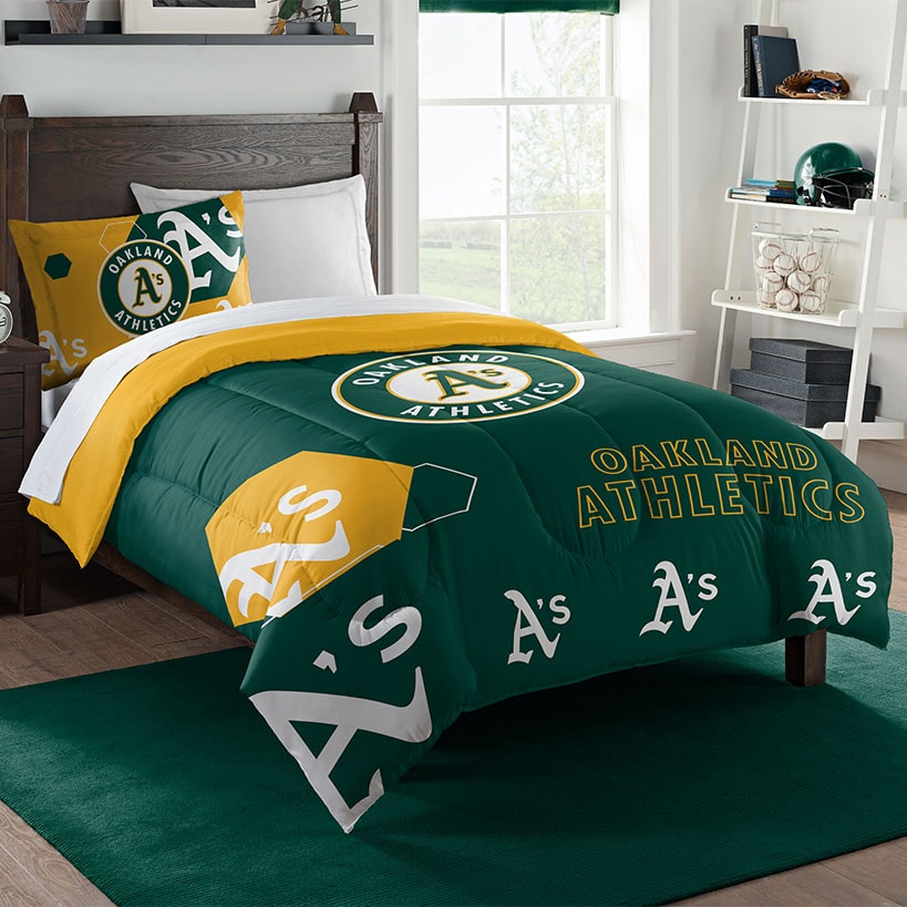 MLB™ Hexagon Comforter Sets