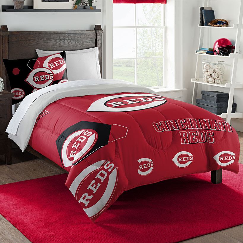 MLB™ Hexagon Comforter Sets