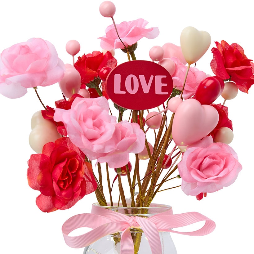Valentine's Fairy Light Vase With Heart and Flower Bouquet