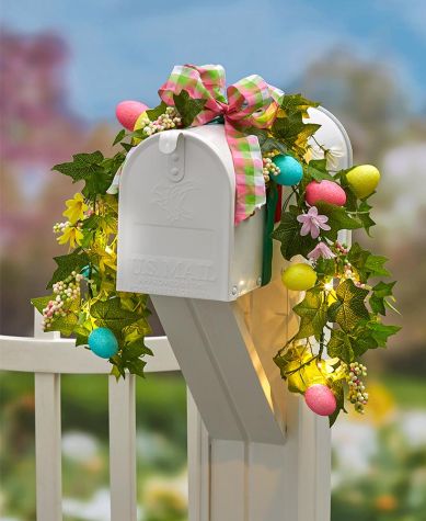 Themed Solar Mailbox Swags - Easter