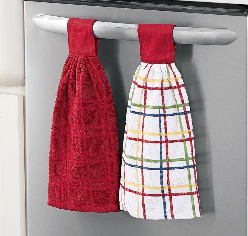 https://www.ltdcommodities.com/ccstore/v1/images/?source=/file/v8230271986939272485/products/Set_of_2_Tie_Towel_Red_2082780_zm.jpg