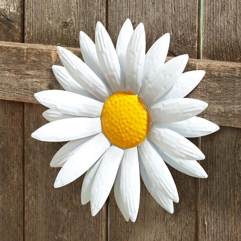 Metal Flower Wall Decor - White Daisy