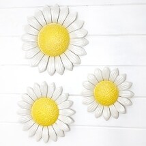 Sets of 3 Metal Wall Flowers - Daisies