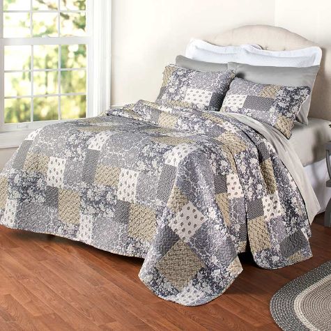 Amelia Quilted Bedding Sets