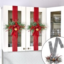 Country Plaid Holiday Cabinet Ribbon and Bows