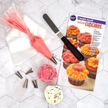 Wilton Cupcake Decorating Kit
