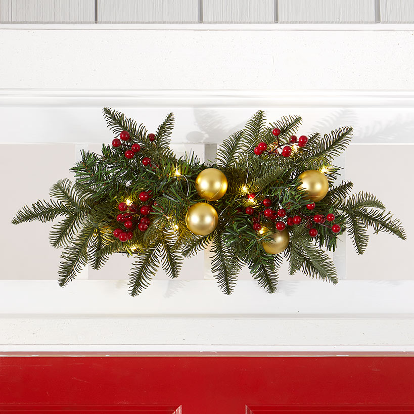 Outdoor Lighted Swag