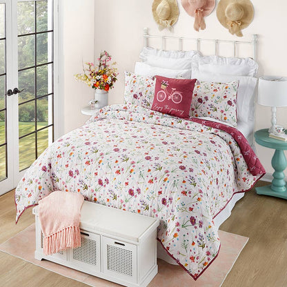 Scattered Floral Full/Queen Quilt