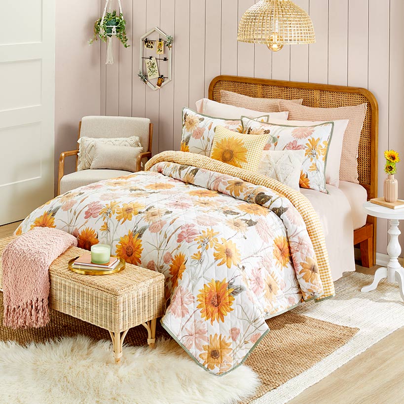 Sunflower Quilt Ensemble