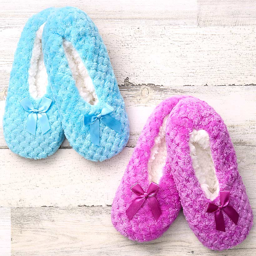 Women's Snuggly Pull-On Slipper Socks with Grippers