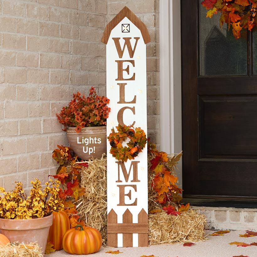 Lighted Harvest Welcome Porch Leaner