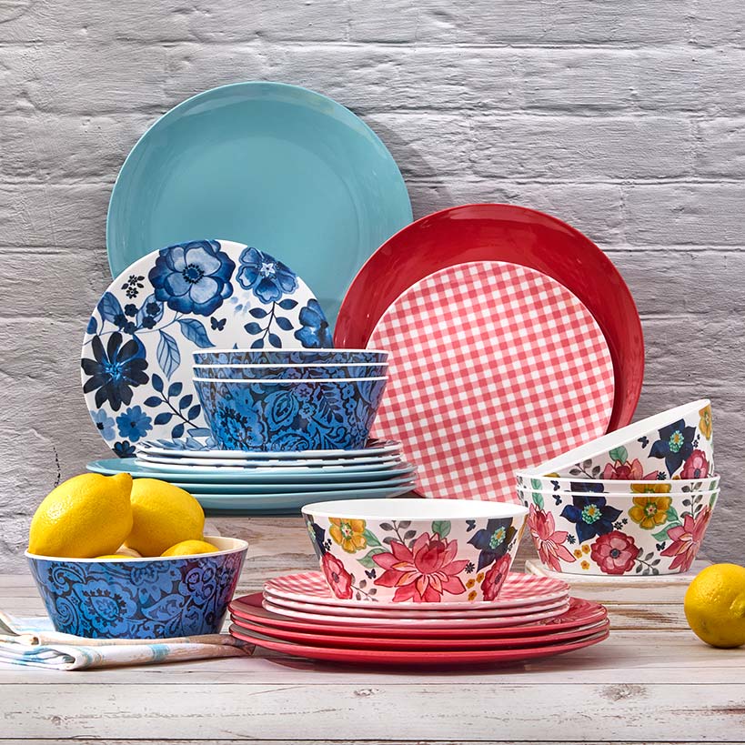 Dolly Parton Country Melamine Dinnerware Set - 12-Pc.