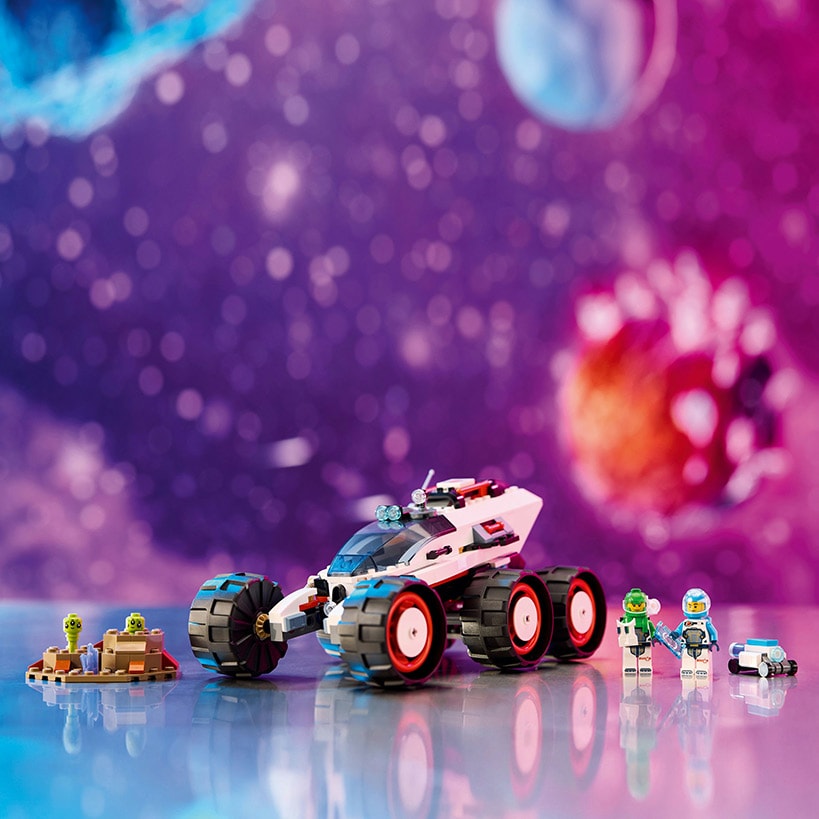 LEGO® City Space Explorer Rover and Alien Life