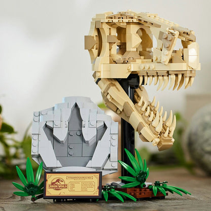 LEGO® Jurassic World Dinosaur Fossils: T.Rex Skull