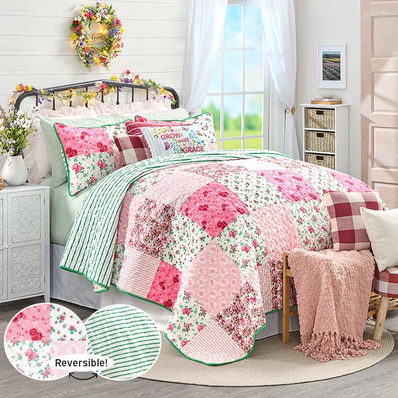 Berry Bloom Quilt Ensemble