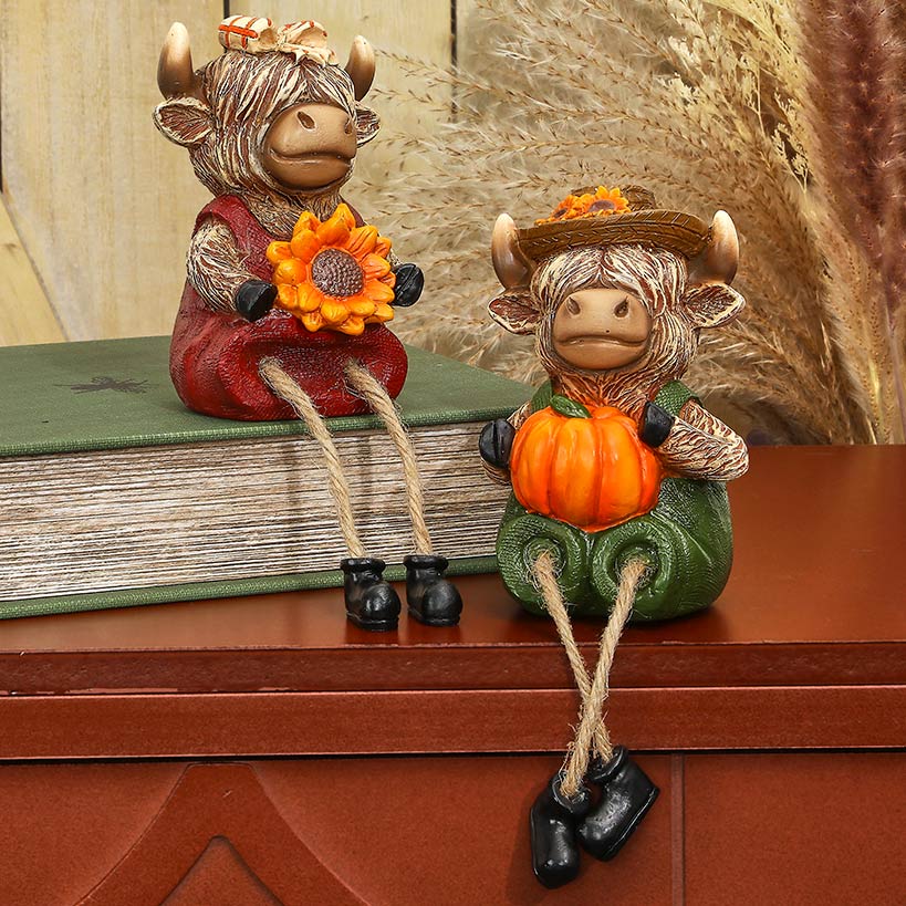 Highland Cow Shelf Sitter Girl With Sunflower Or Boy With Pumpkin