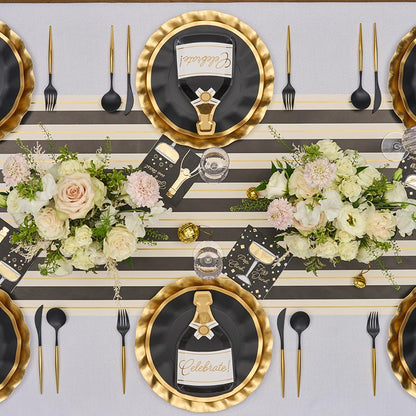 Disposible Gold Paper Salad Plate and Napkin Set for Celebrations