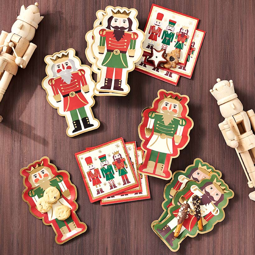 Festive Paper Dinnerware Sets