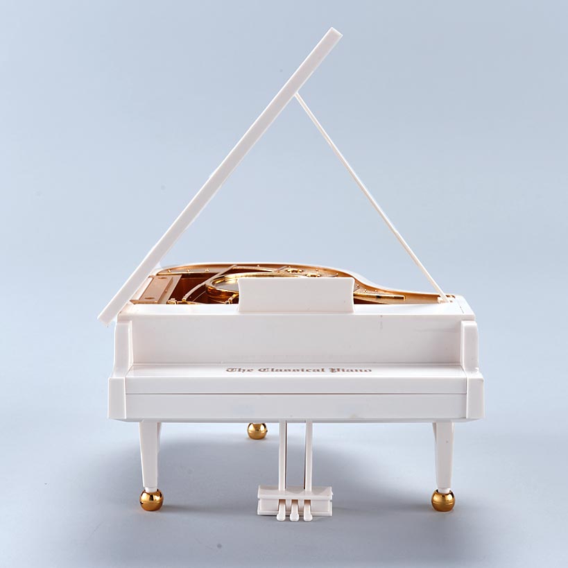 Vintage-Inspired Music Boxes